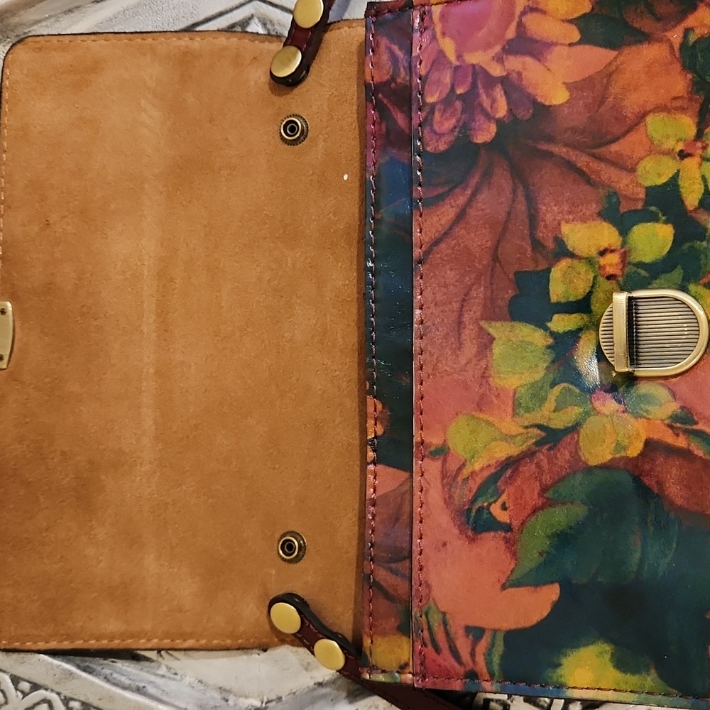 Patricia Nash Floral Leather Crossbody Bag - Picture 5 of 5